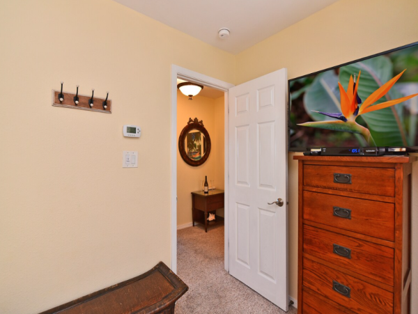 Luxury Oceanfront Condo in West Maui - Stunning Views & Amenities